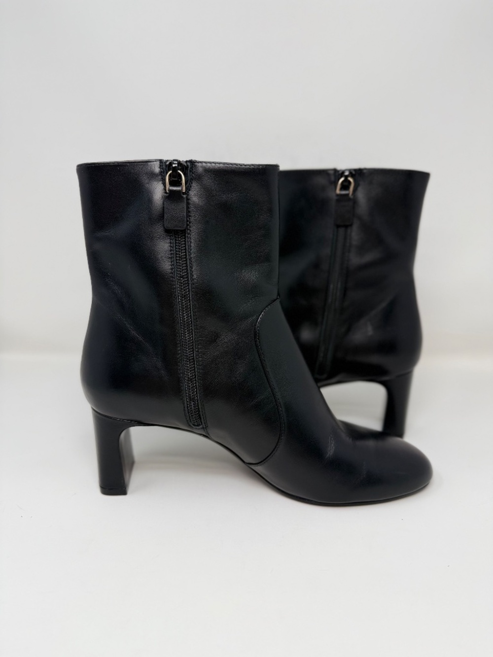 New Stuart Weitzman Babette Zip Bootie 60MM Black Leather Sz 8 - Picture 11 of 13